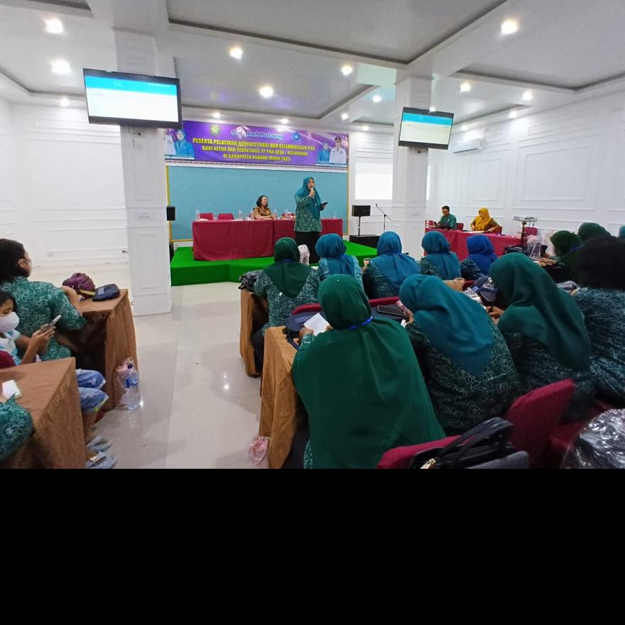 Sekretaris TP. PKK Desa Padang Pulau Ikuti Pelatihan Adminstrasi dan kelembagaan di Kab. Asahan